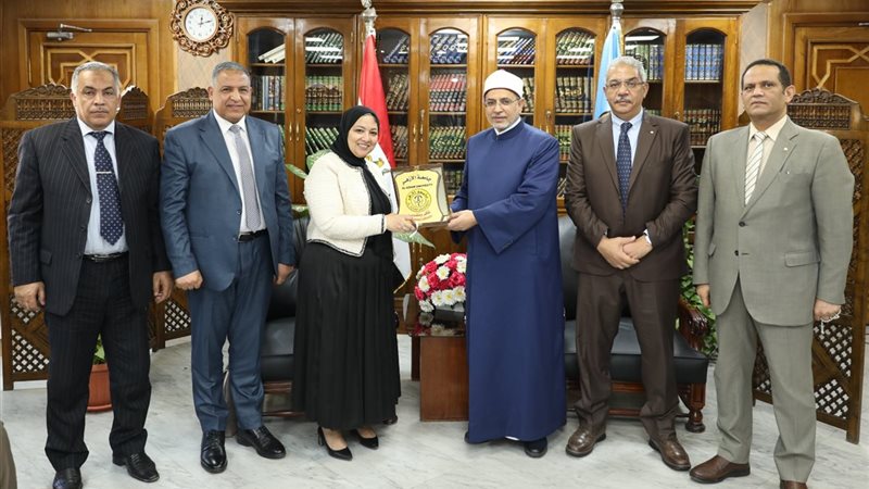 رئيس جامعة الأزهر