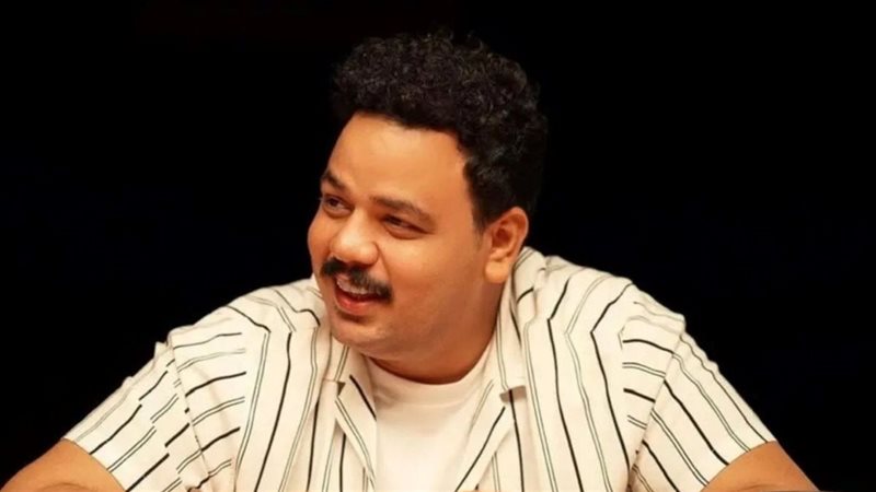 مصطفى غريب