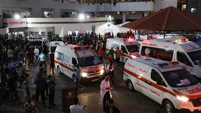 الهلال الأحمر الفلسطيني: طواقمنا تواجه صعوبات كبيرة في أداء عملها الإنساني بغزة (فيديو)