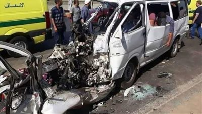 العربيات اتعجنت.. إصابة 13 شخصا في حادث تصادم بطريق العاشر من رمضان