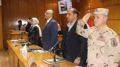 محافظ القليوبية يعقد إجتماع المجلس التنفيذي للمحافظة بحضور الأجهزة التنفيذية