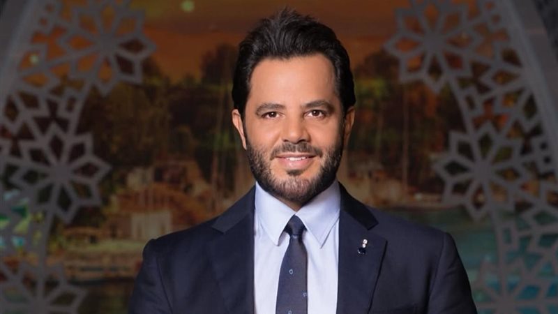 الإعلامي اللبناني