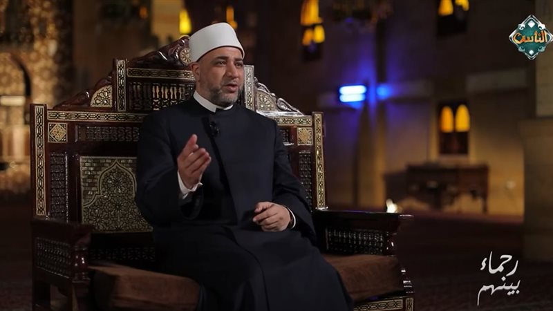 الدكتور أيمن أبو