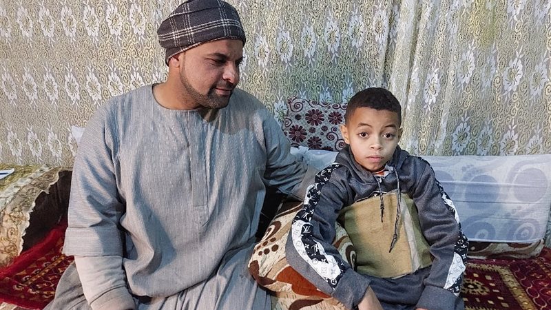 بائع الحلوى وابنه