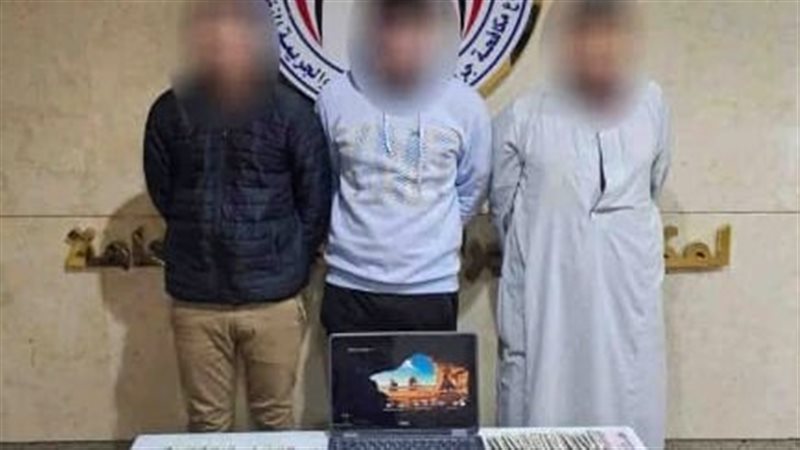 المتهمون عقب القبض