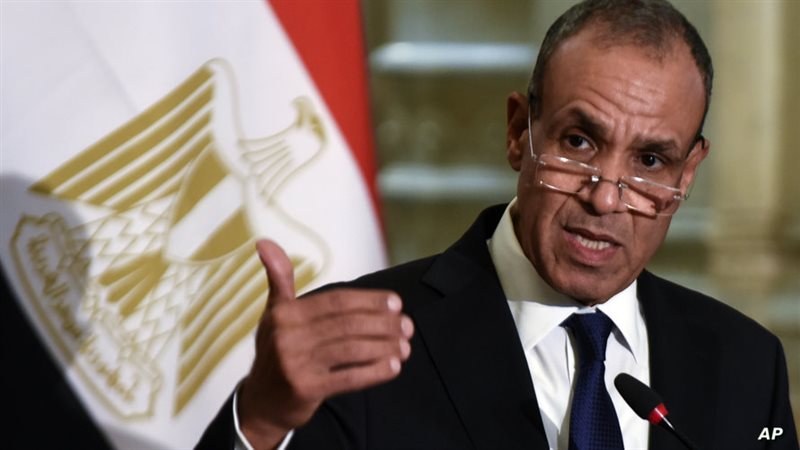 الدكتور بدر عبد العاطي