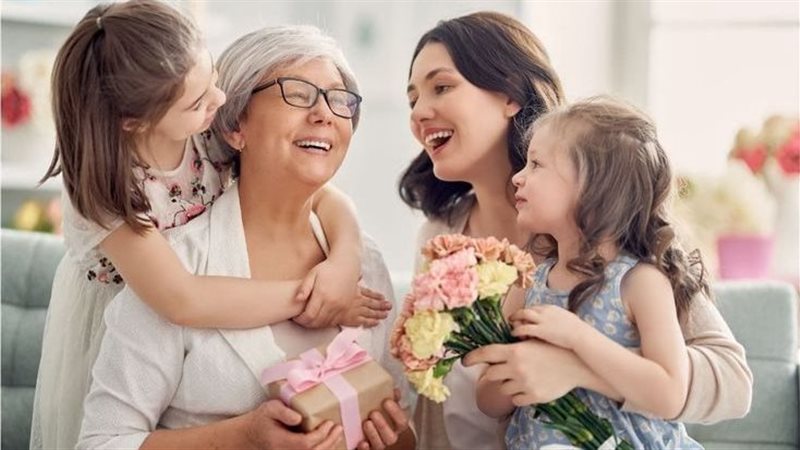 بوستات تهنئة عيد