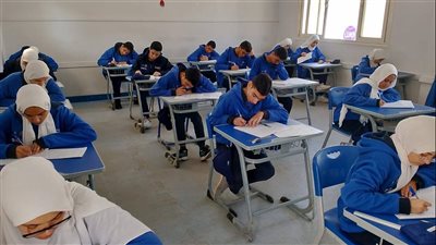 التعليم تكشف خطوات إعادة قيد الطالب في المدرسة بعد الفصل