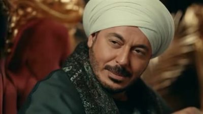 مسلسل حكيم باشا الحلقة 22.. حديث مصطفى شعبان مع زوجاته الثلاثة بعد وفاة عمه