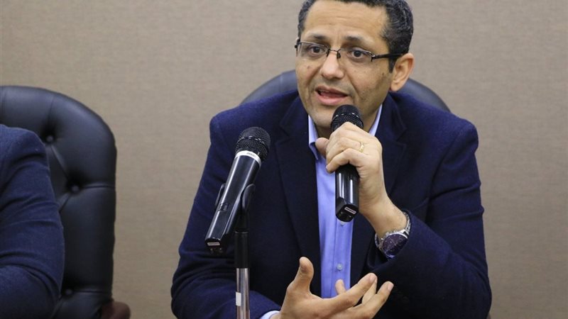 نقيب الصحفيين خالد