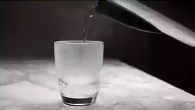 الماء الساخن