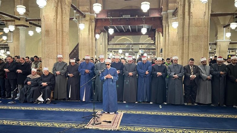 الجامع الأزهر يقيم