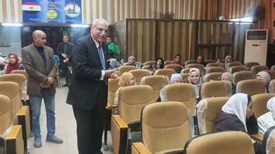 مدير تعليم القليوبية في جولة مفاجئة لمدارس كفر شكر التعليمية