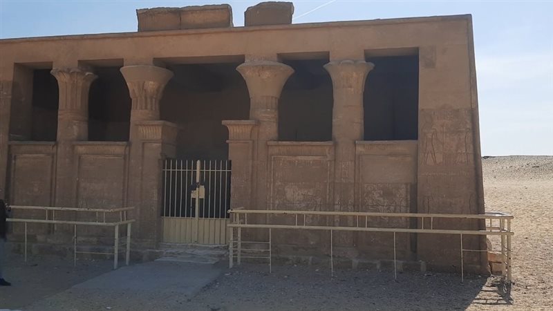 مقبرة بيتوزيرس