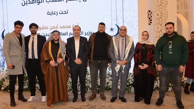 من داخل حفل الإفطار
