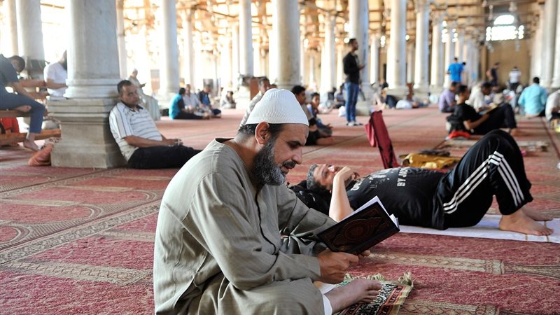 أرشيفية- الاعتكاف