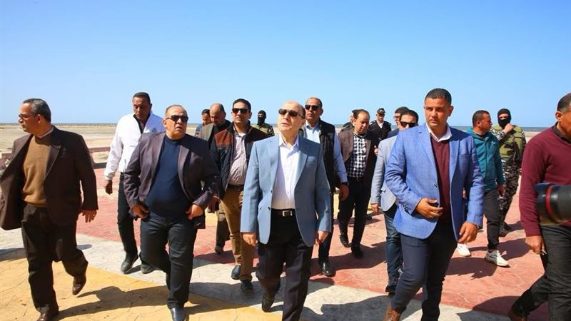 صوره من جولة المحافظ