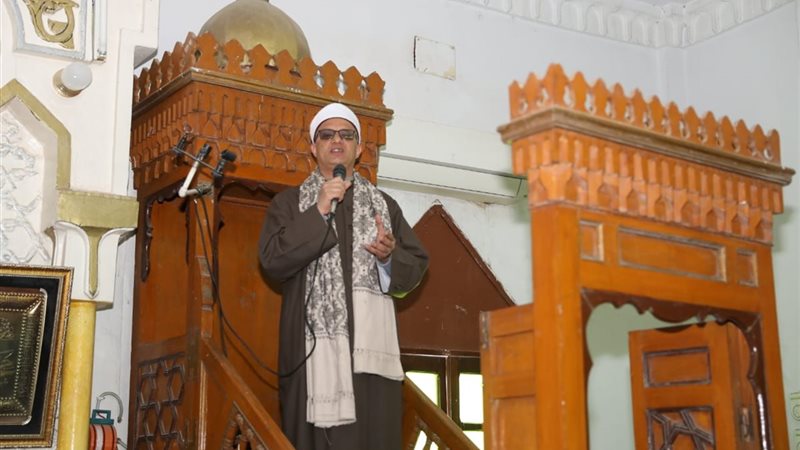 إمام وخطيب مسجد الشرطة