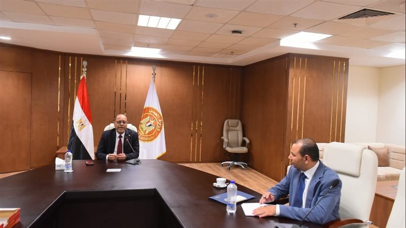 وزير العمل