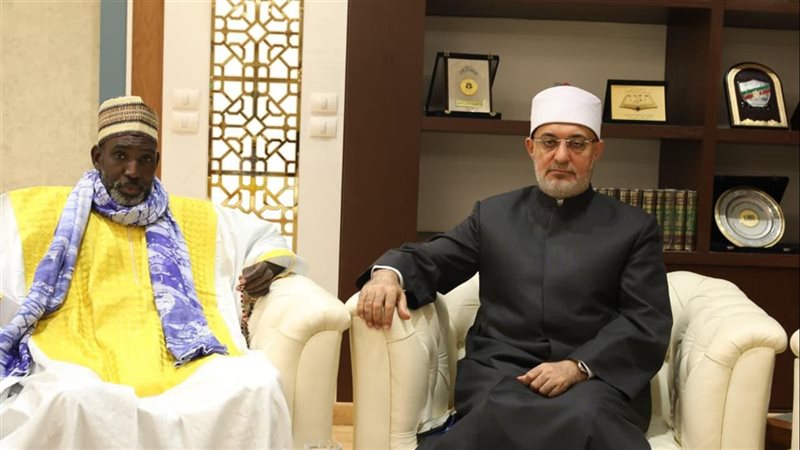 مفتي الجمهورية يستقبل
