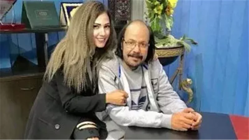 طلعت زكريا وابنته