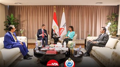 نائب وزير الصحة يبحث مع المدير التنفيذي للأكاديمية الوطنية للتدريب سبل التعاون