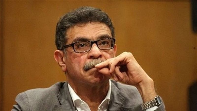 الكاتب الصحفي جمال