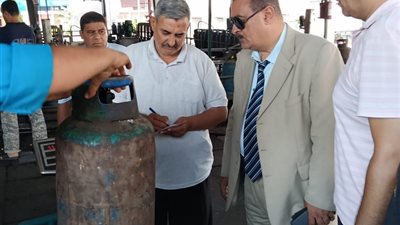 تموين دمياط: لا تهاون مع أي تلاعب في أوزان أسطوانات الغاز وصلاحيتها