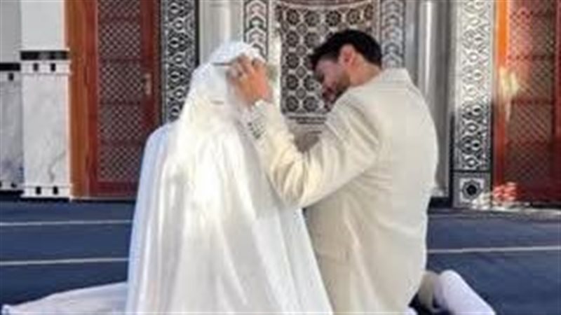 سيشن زفاف داخل مسجد