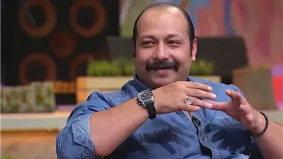 محمد ثروت: 
