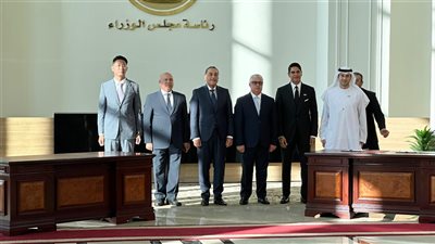 الحكومة تعلن عن شراكة استثمارية لـ «أبو هشيمة» لإنشاء مصنع للخلايا الشمسية 