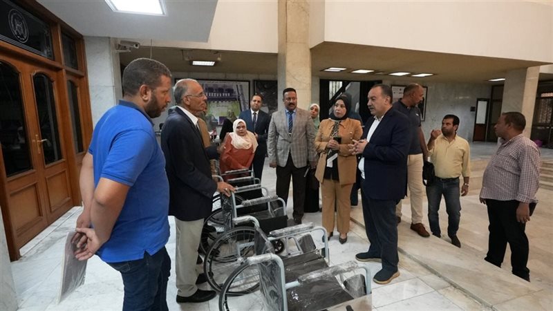 محافظ أسيوط