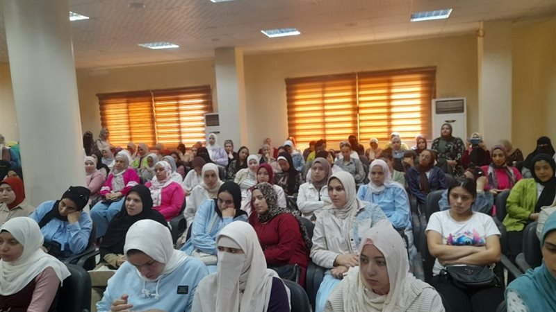 لقاء توعوي بمكتبة
