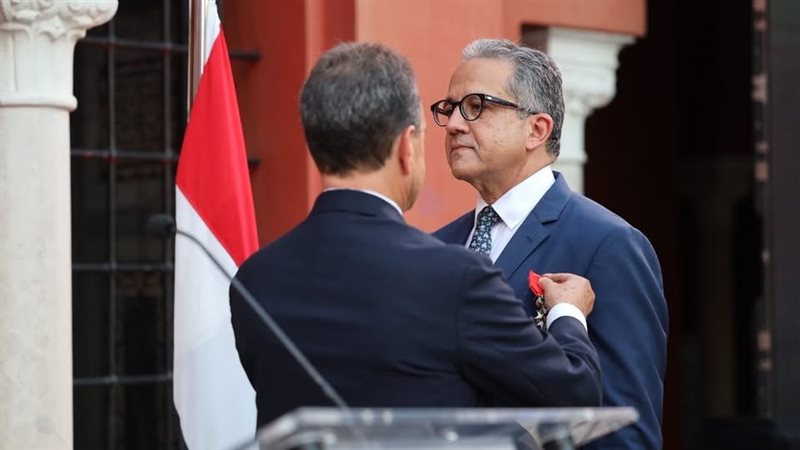 الدكتور خالد العناني