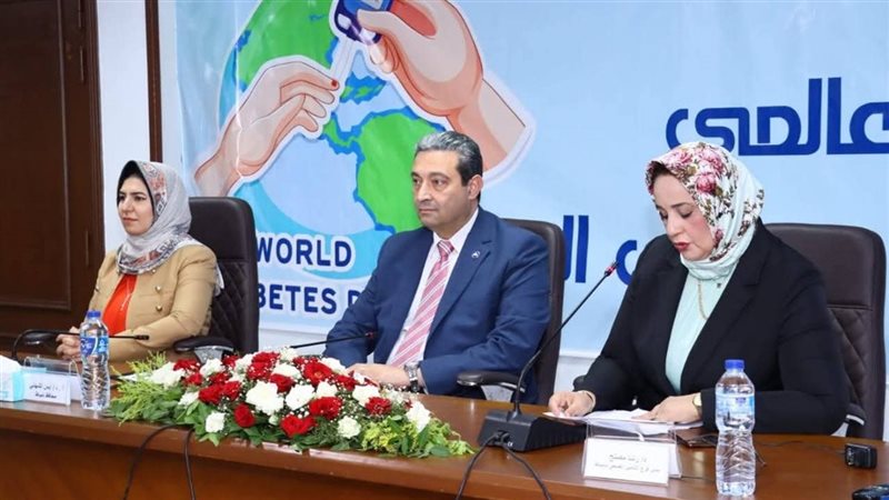 محافظ دمياط يشارك
