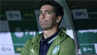 الأهلي يدخل على خط المفاوضات مع أبيل فيريرا.. والرد من البرازيل حاسم