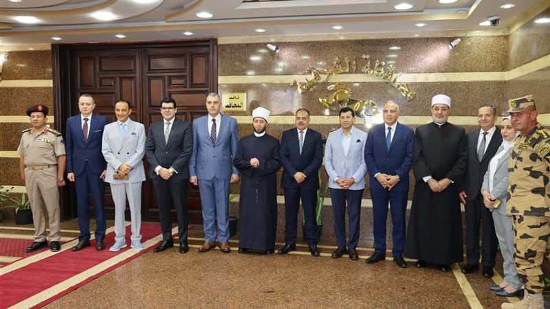 وزراء الأوقاف والرياضة