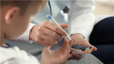 «طب القاهرة»: صعوبة ضبط غذاء أطفال السكري تجعلهم عرضة لارتفاع وهبوط السكر 