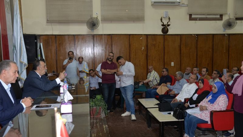 محافظ أسيوط