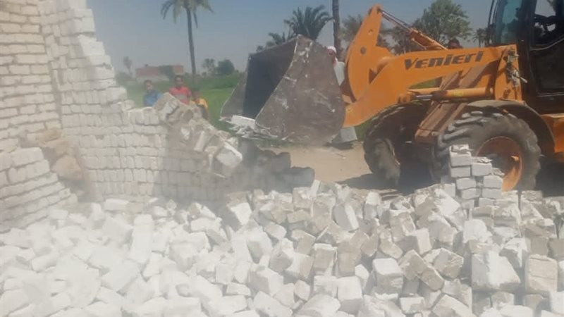 إزالة التعديات بكافة