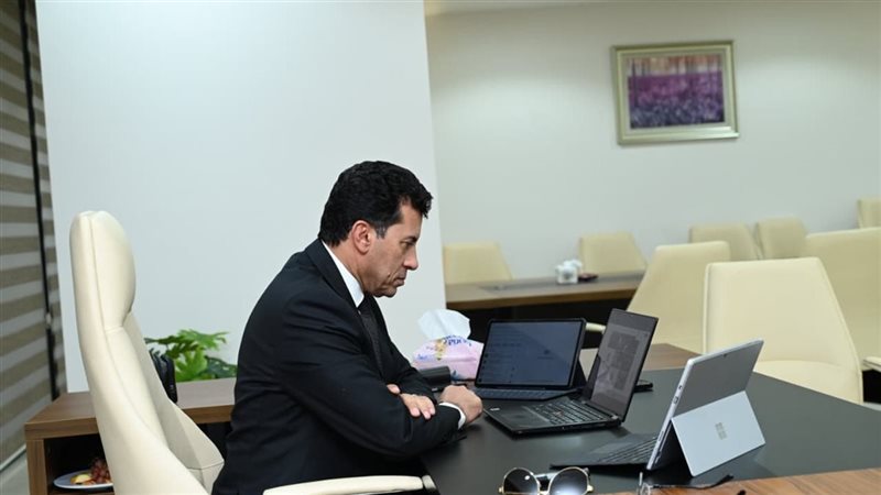 أشرف صبحي
