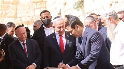 تحركات أوروبية ضد إسرائيل.. مستشار سابق يكشف تفاصيل العقوبات المحتملة