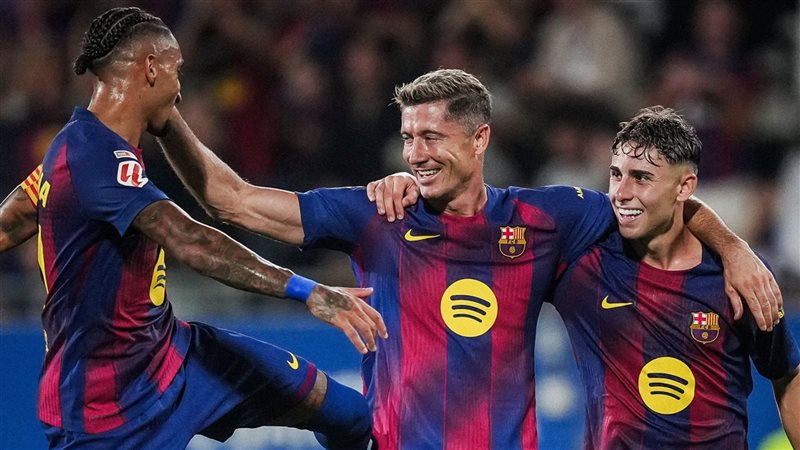 برشلونة