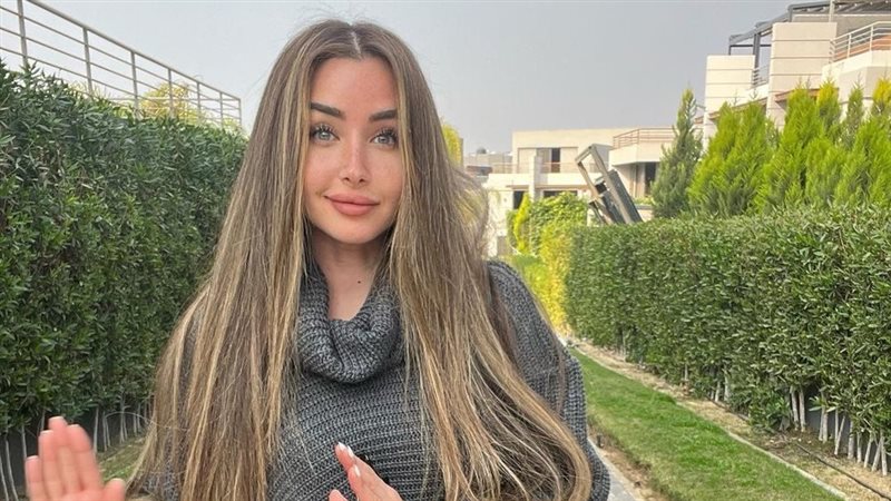 هنا الزاهد