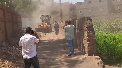 استجابة لـ 