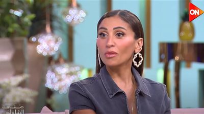 دينا الشربيني تكشف: نفذت مشهدًا خطيرًا على جدار «فيلا» رغم خوفي|فيديو