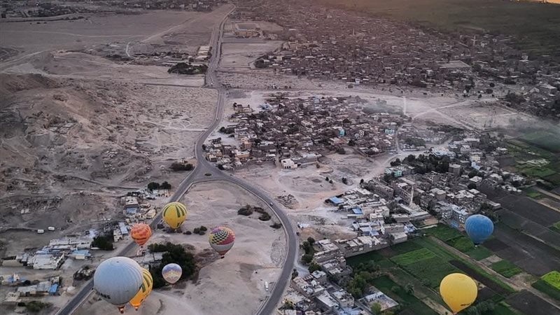 رحلات البالون الطائر