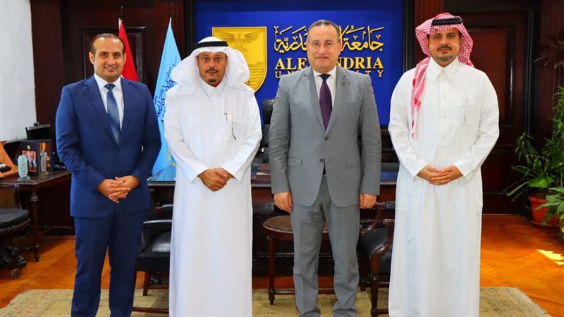 رئيس جامعة الإسكندرية