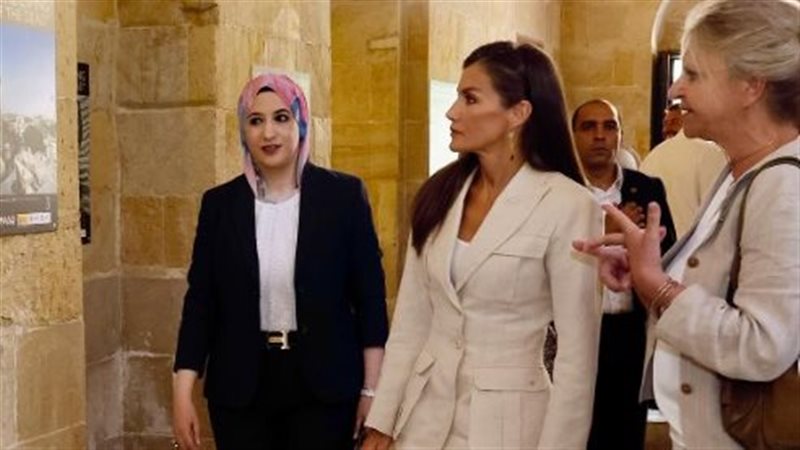 دينا شاكر تكشف كواليس