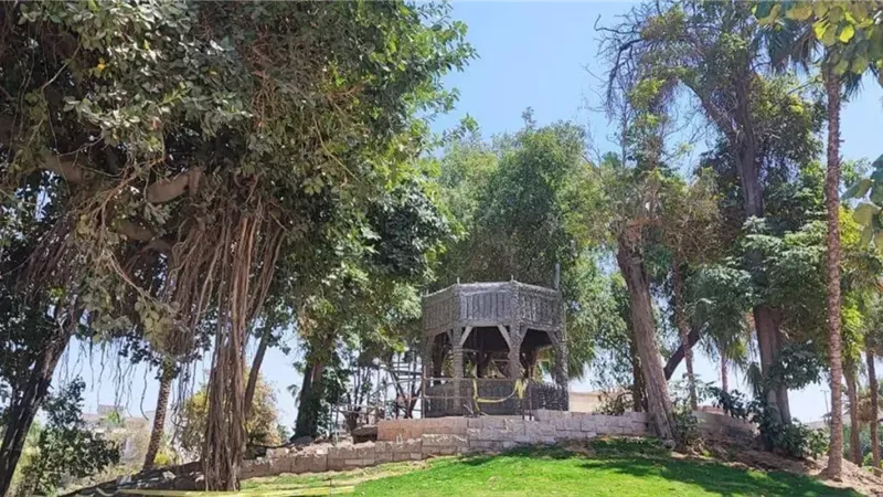 حديقة الأزبكية 